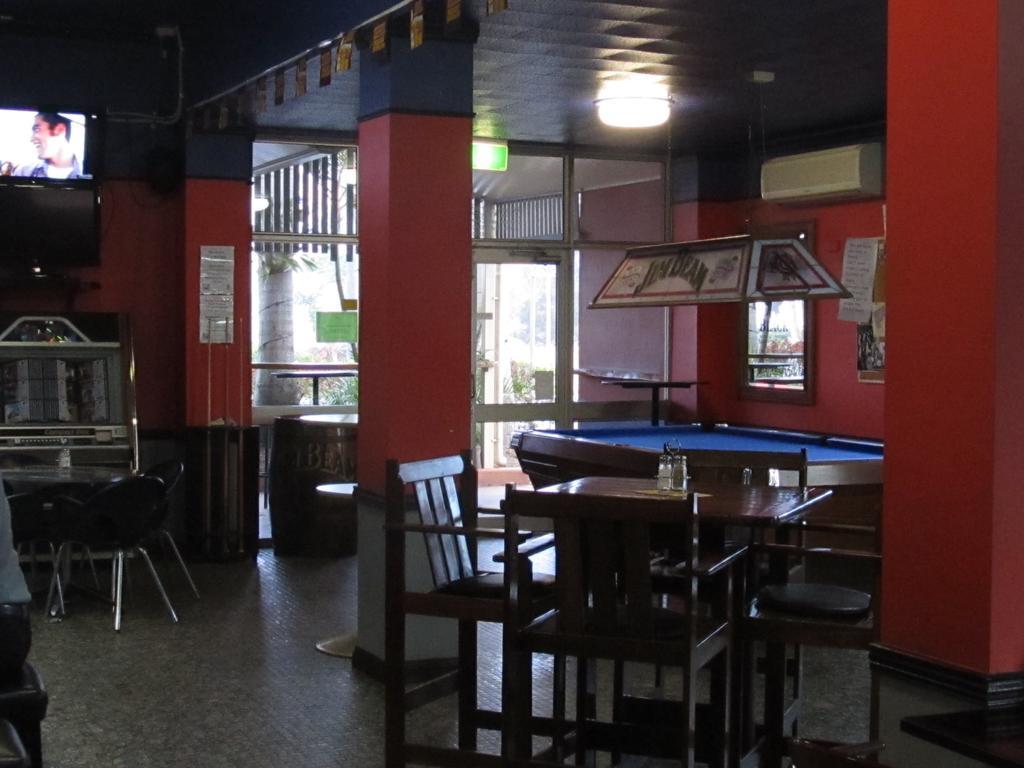 רוקהמפטון Sunpalms Motel מראה חיצוני תמונה