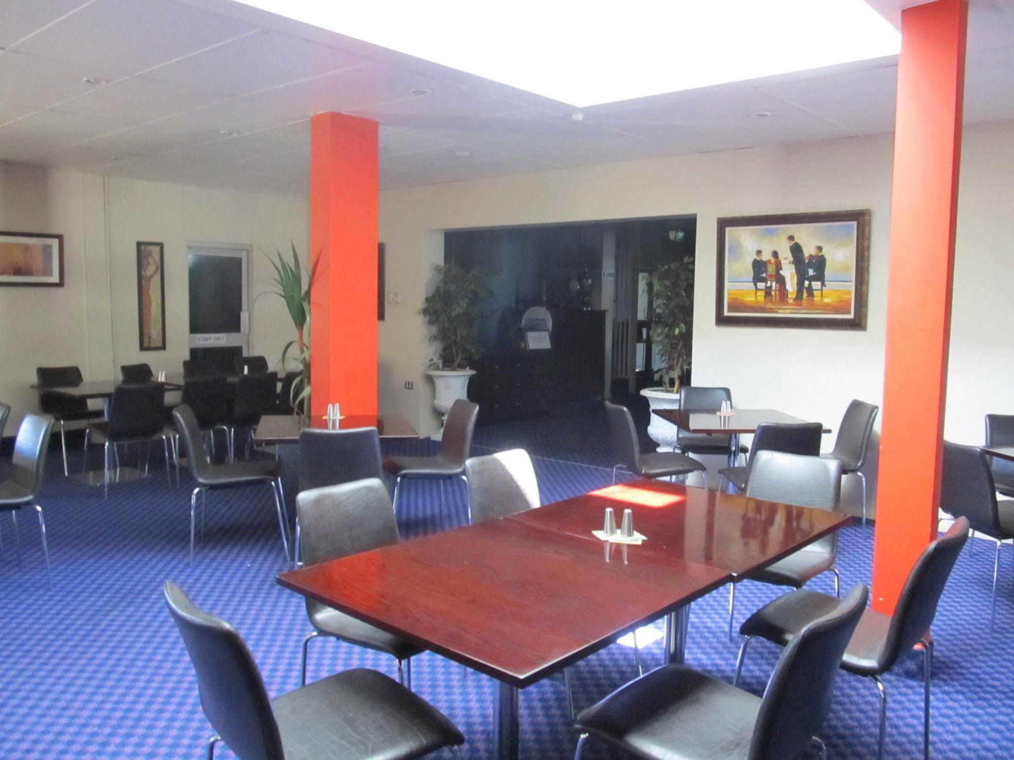 רוקהמפטון Sunpalms Motel מראה חיצוני תמונה
